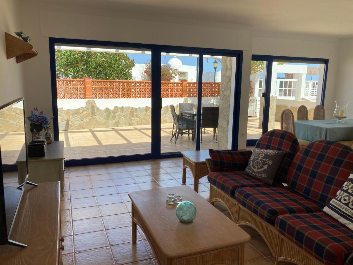 Beach House With The Heated Pool Next To Rocky Point Corralejo Dış mekan fotoğraf